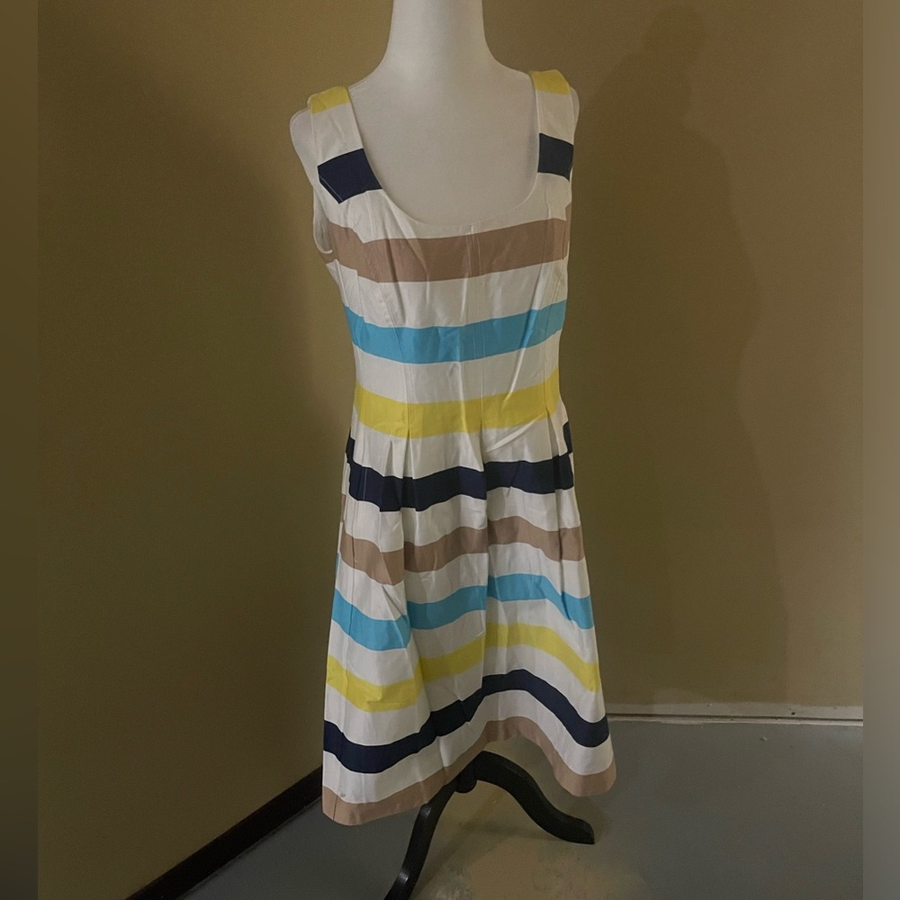 ⭐️TAKE 50% OFF⭐️ Nine West dress with pockets